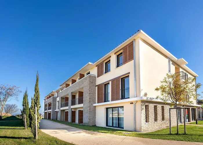 Ibis Styles Cabries Aix-En-Provence Tgv