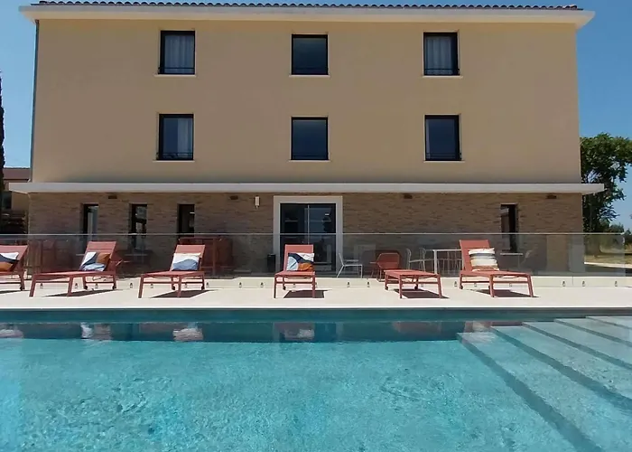 Ibis Styles Cabries Aix-En-Provence Tgv