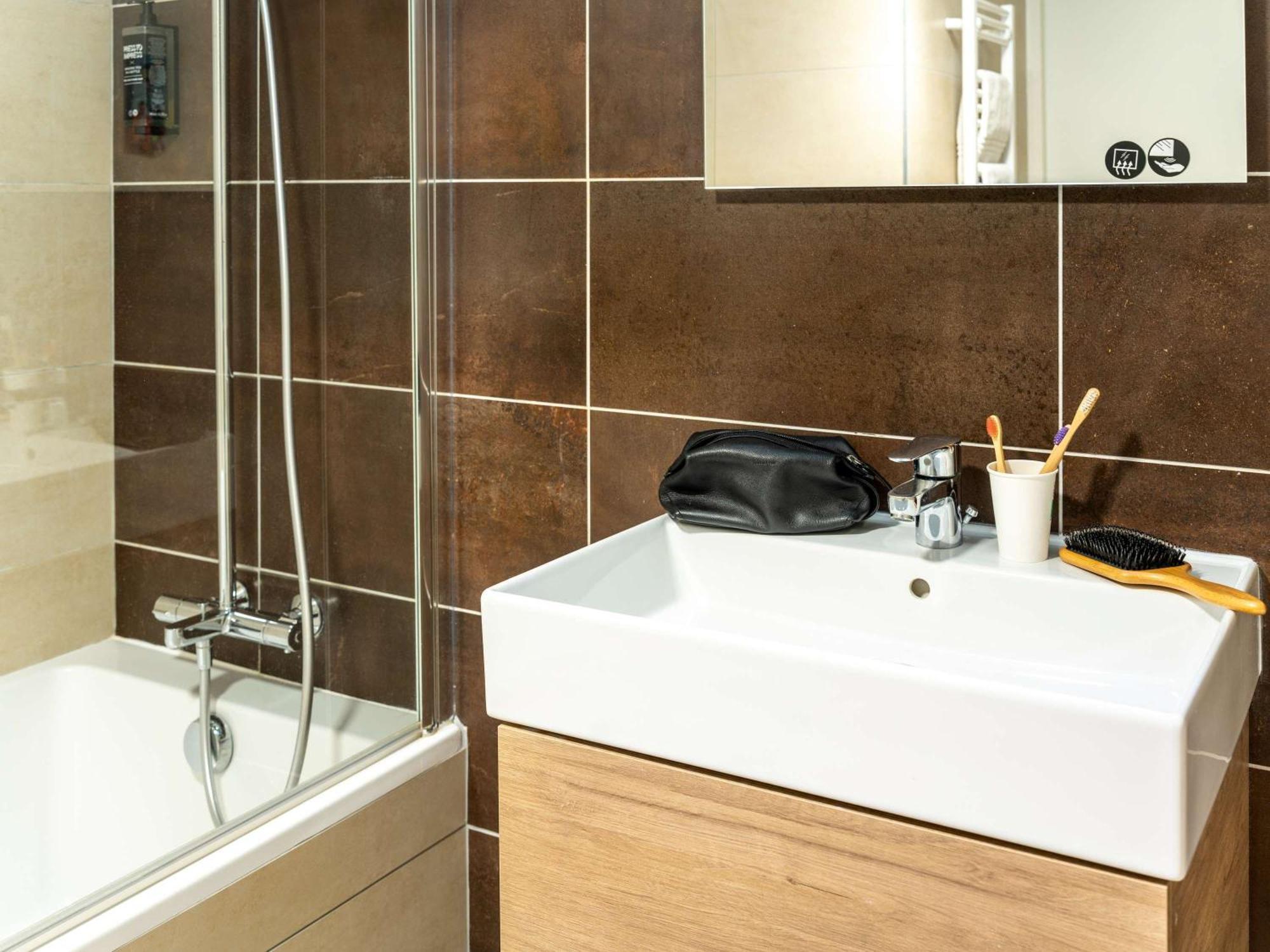 Ibis Styles Aix-en-provence Tgv * Cabriès
