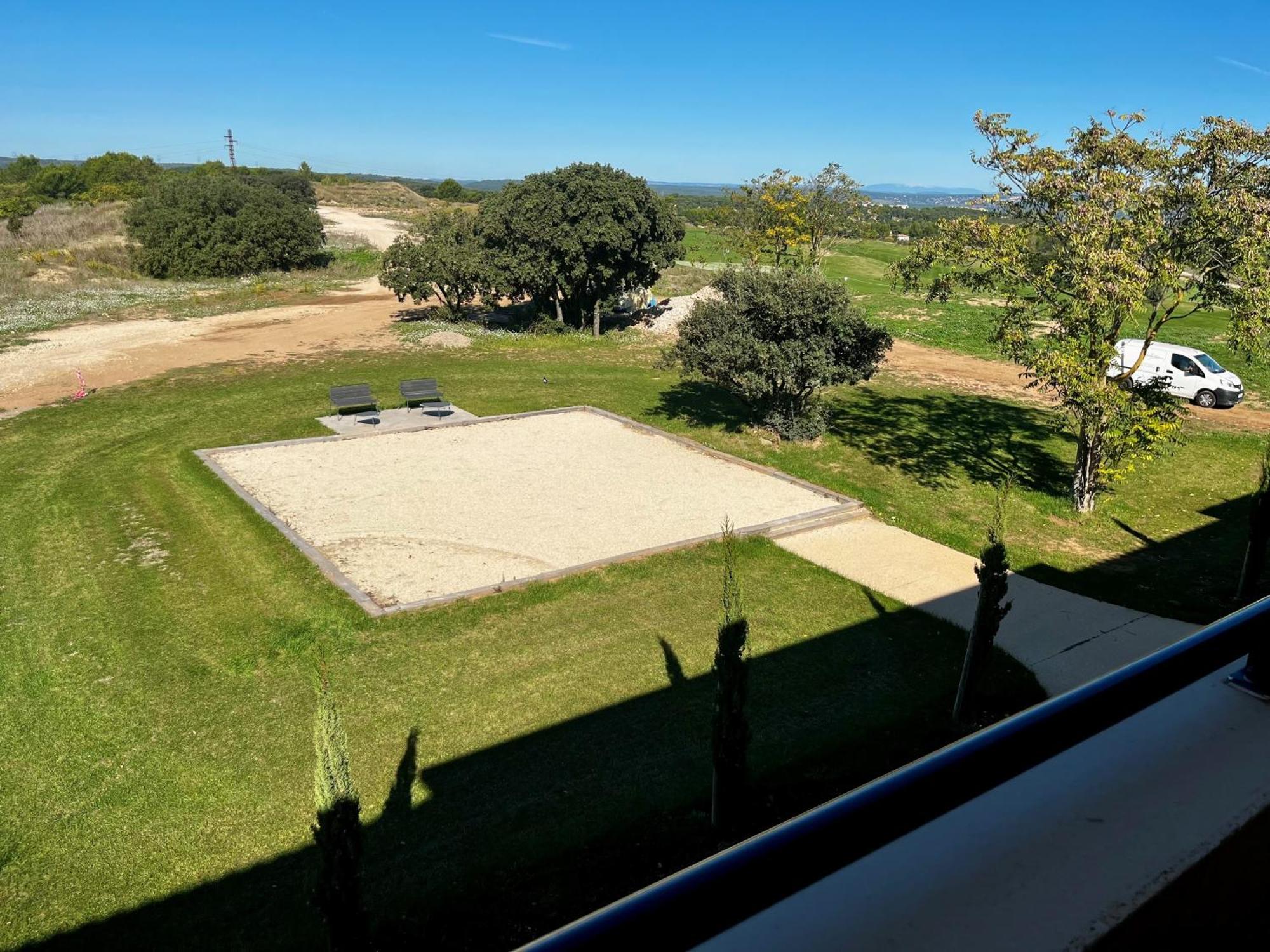 Ibis Styles Aix-en-provence Tgv Hotel