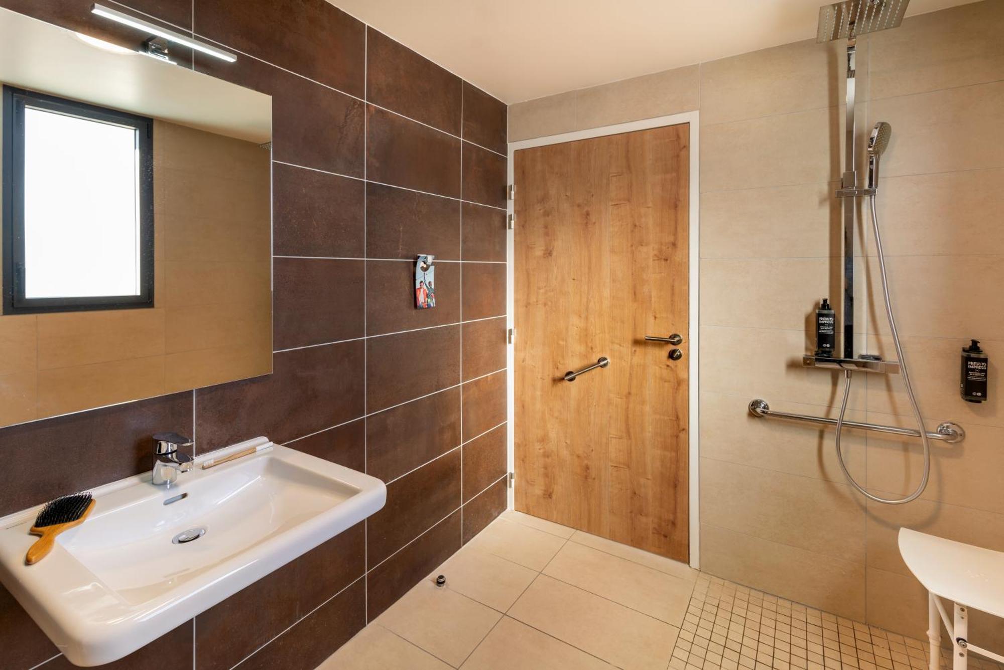Ibis Styles Aix-en-provence Tgv Cabriès
