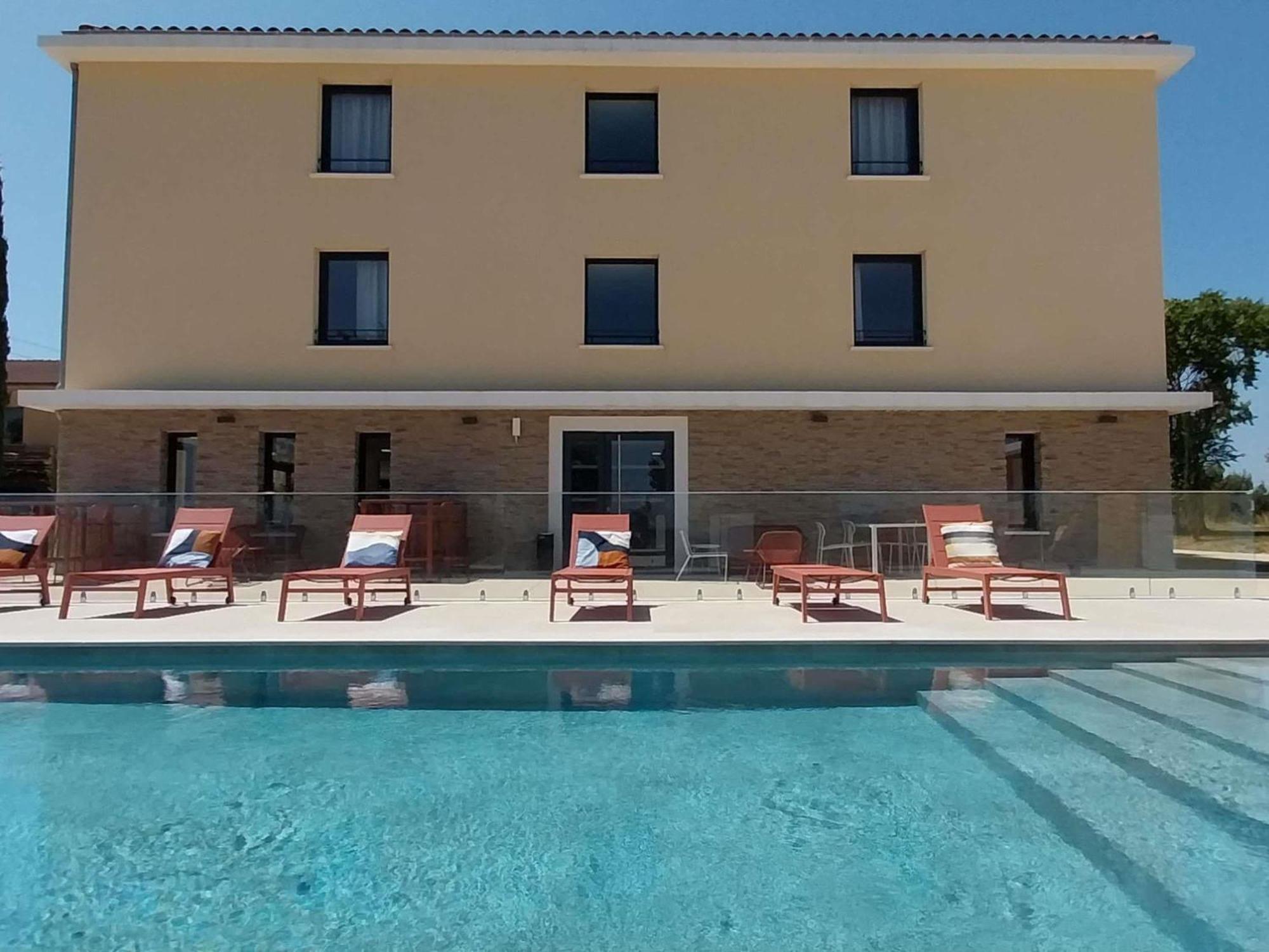 Ibis Styles Aix-en-provence Tgv Hotel *