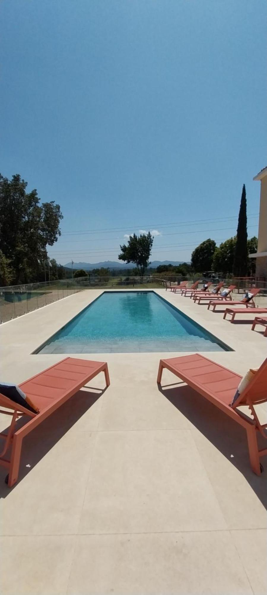 Ibis Styles Aix-en-provence Tgv * Cabriès