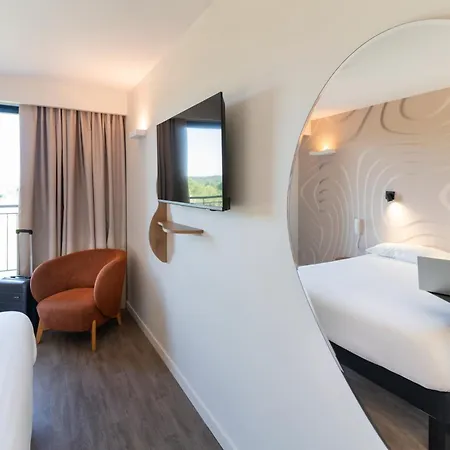Ibis Styles Cabries Aix-En-Provence Tgv Hotel Exterior photo